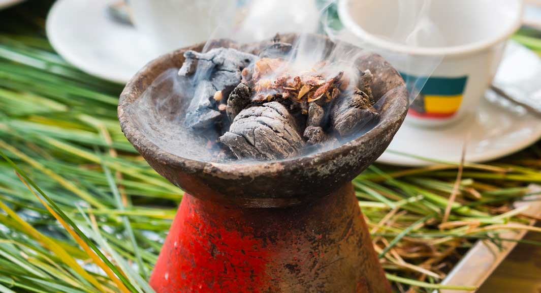 preparazione del caffè eritreo